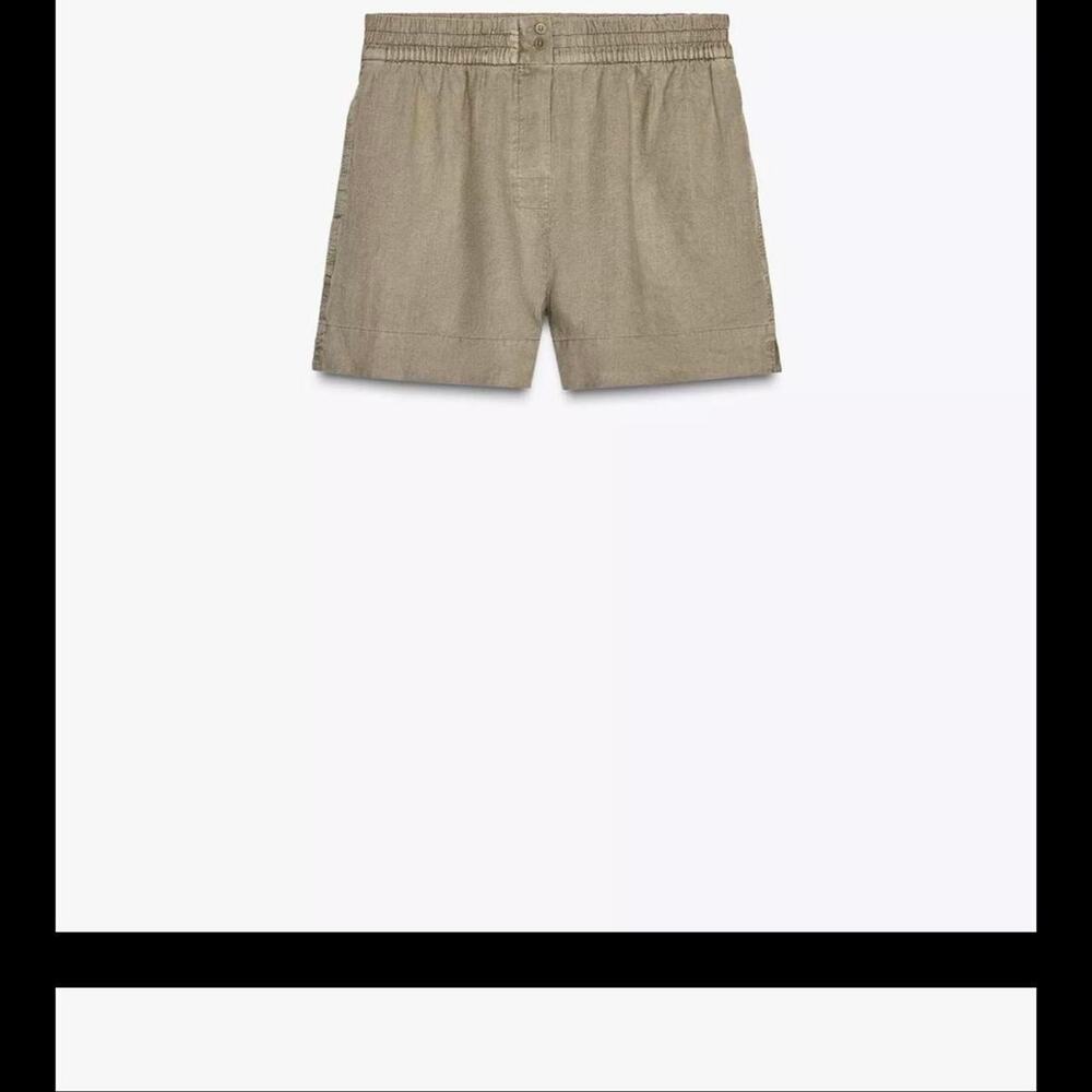 Zara mid rise shorts made of